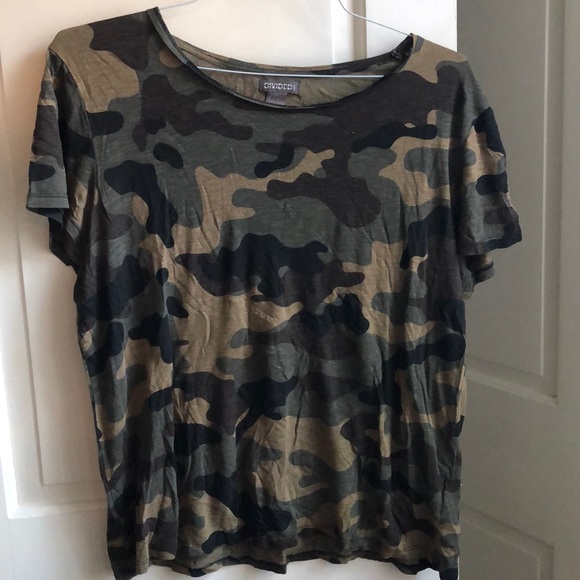 Camo tee - Picture 1 of 3